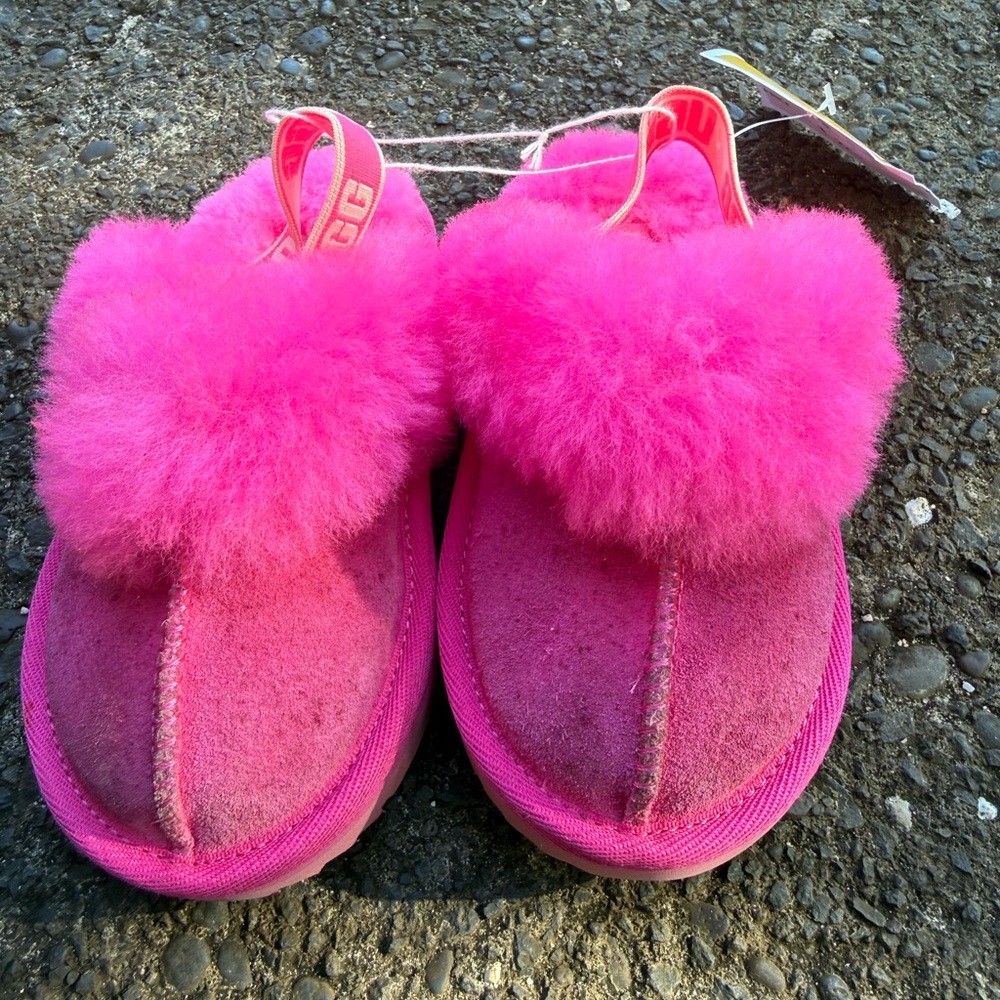 Toddler Ugg slippers 8